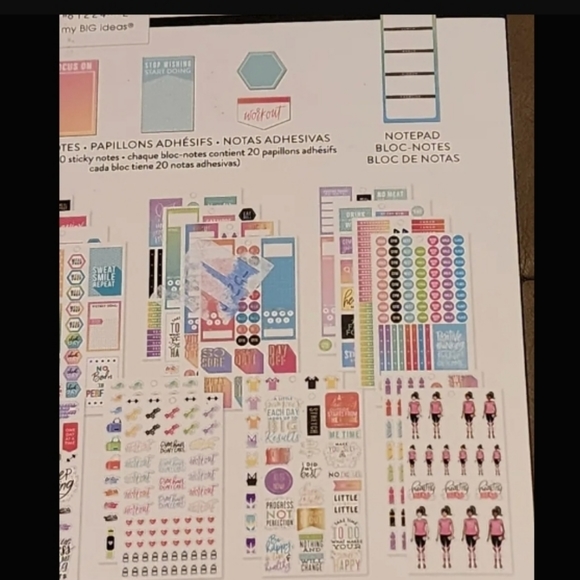 Nwt the happy planner healthy hero accessory book - Picture 4 of 5